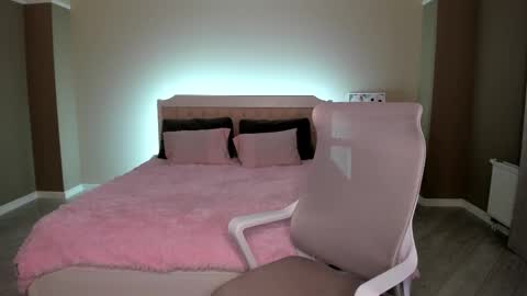 Snapshot of bab_boom chatting on October 2025 12:53:01 AM Monica online show from October 2025 12:53:01 AM