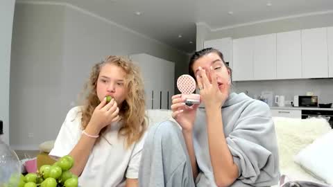 Snapshot of bab_boom chatting on October 2025 01:02:02 AM Monica online show from October 2025 01:02:02 AM