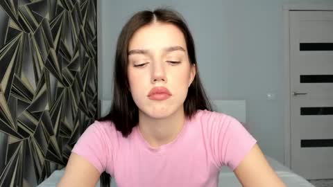 Monica online show from April 2026 08:37:02 AM