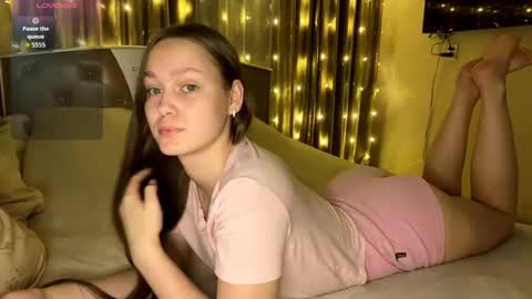 Anny Simpson online show from November 2025 06:08:01 PM