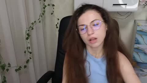 Anya online show from May 2026 07:42:01 PM