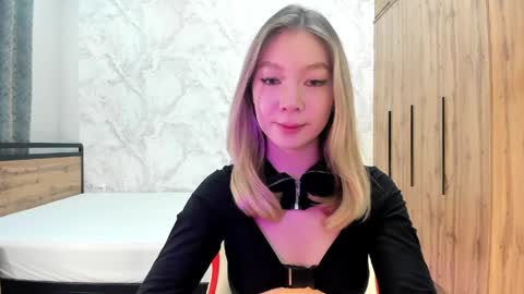 Cute Raby online show from June 2026 02:33:01 PM
