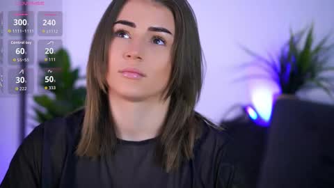 Inna online show from October 2025 05:24:02 PM