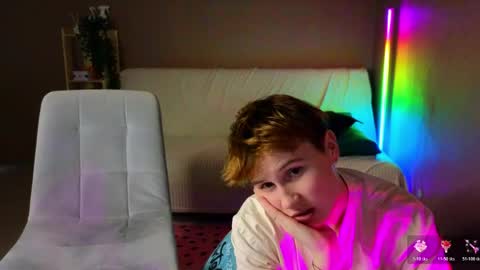 Snapshot of babees_eva chatting on May 2026 02:45:01 PM Sweety Eva online show from May 2026 02:45:01 PM