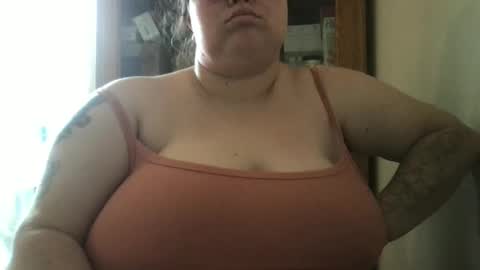 Snapshot of babesbubbles chatting on May 2026 06:13:02 PM Carly online show from May 2026 06:13:02 PM
