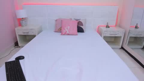 Ander online show from February 2025 11:11:02 PM