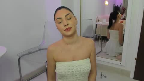 baby_ava_ online show from February 2026 08:35:01 PM