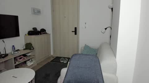 Call me baby  real name Eva   online show from February 2025 12:19:02 PM