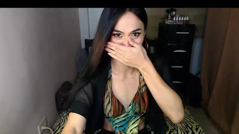 Nathalia online show from October 2025 08:41:02 PM