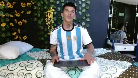Snapshot of baby_gio chatting on January 2025 07:03:01 PM OF GxoXabs online show from January 2025 07:03:01 PM