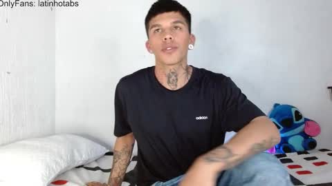 Snapshot of baby_gio chatting on February 2025 08:31:02 PM OF GxoXabs online show from February 2025 08:31:02 PM