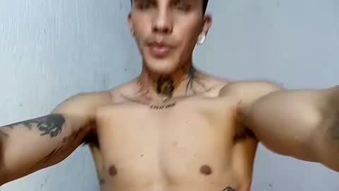Snapshot of baby_gio chatting on February 2025 04:03:02 AM OF GxoXabs online show from February 2025 04:03:02 AM