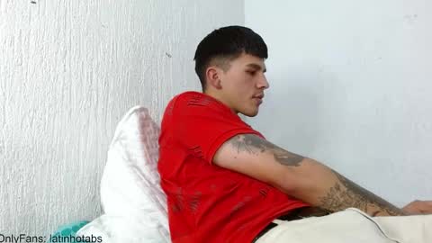 Snapshot of baby_gio chatting on March 2025 06:58:01 AM OF GxoXabs online show from March 2025 06:58:01 AM