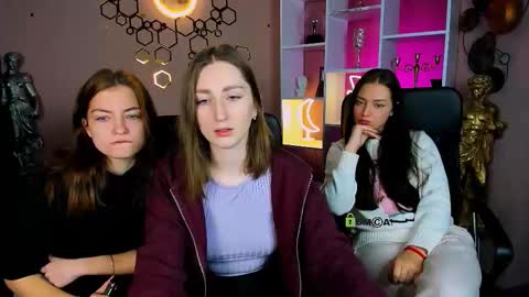 baby online show from December 2025 07:05:01 AM