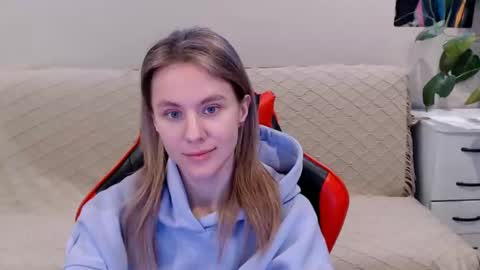 baby_kitte online show from January 2025 05:40:02 AM