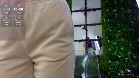 Baby Nico online show from October 2025 05:13:01 PM