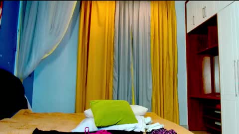 Snapshot of baby_petite1 chatting on September 2025 01:28:01 AM Baby Petite online show from September 2025 01:28:01 AM