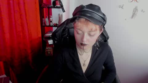 baby_punkk online show from January 2025 09:58:01 PM