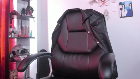 baby_punkk online show from January 2025 08:49:02 PM