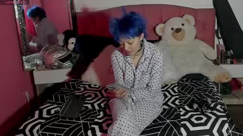 baby_punkk online show from February 2025 03:36:02 PM
