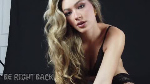  Baby Sammyy  online show from December 2025 07:22:01 PM