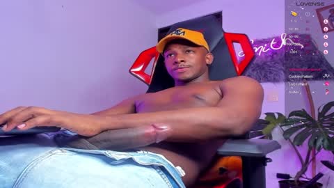Snapshot of baby_smith chatting on December 2024 02:26:01 AM FOLLOW ME online show from December 2024 02:26:01 AM