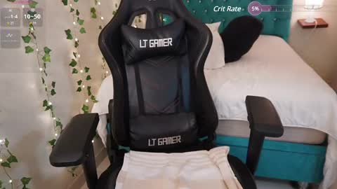 Instagram  online show from February 2025 12:05:01 AM