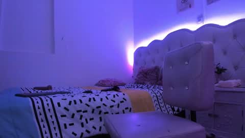Chanell online show from October 2025 02:36:01 PM