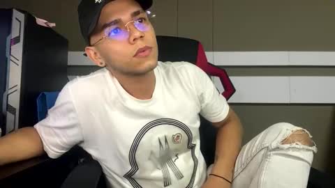 babycrazy24love online show from December 2024 11:58:01 PM