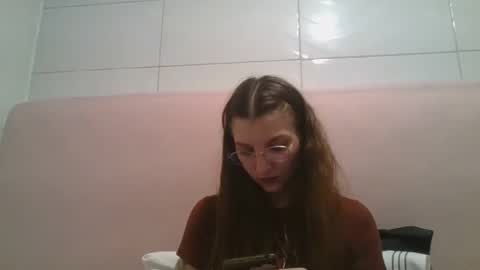 babydemon6 online show from September 2025 09:31:02 PM