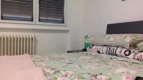 BabyElodie12 online show from September 2025 11:13:02 AM