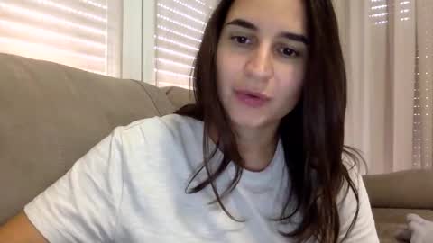 BabyElodie12 online show from September 2025 11:25:01 AM