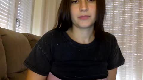 BabyElodie12 online show from October 2025 12:18:02 PM