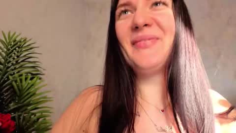 Sophia online show from February 2026 04:12:02 AM