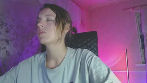 Sonya online show from October 2025 05:44:02 PM