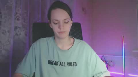 Sonya online show from February 2026 07:06:02 PM