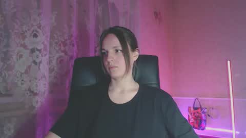 Sonya online show from February 2026 07:42:02 PM