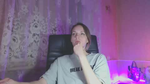 Sonya online show from April 2026 07:07:02 PM