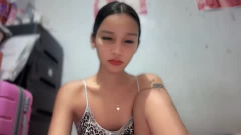 Nexie online show from November 2025 03:38:01 AM