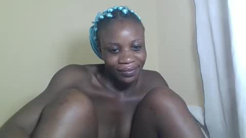 Snapshot of babyrozillah chatting on February 2025 02:01:01 AM PRISCILLAH online show from February 2025 02:01:01 AM