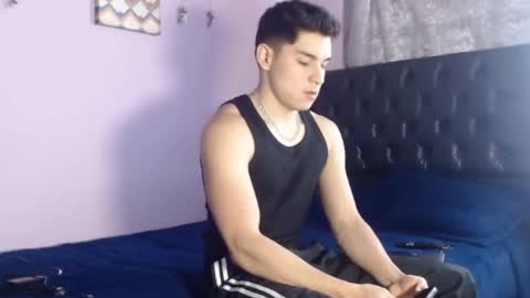 Hey Im Zayn good to see u here online show from September 2025 05:18:02 PM