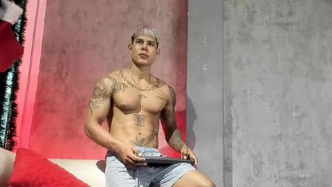 bad_boytoh online show from January 2026 12:52:01 PM