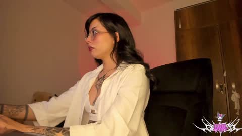 Snapshot of bad_cherry chatting on December 2024 02:03:02 AM Bratty Lanita - independent online show from December 2024 02:03:02 AM