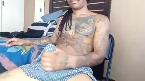 Snapshot of bad_dawgg chatting on January 2025 06:01:02 AM rastafaria online show from January 2025 06:01:02 AM