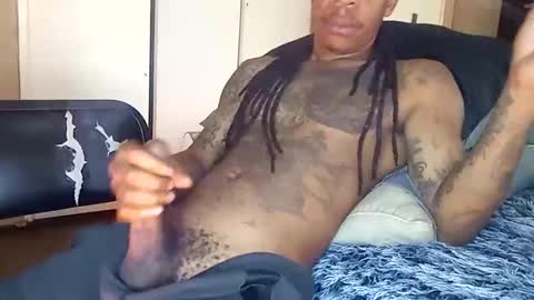 Snapshot of bad_dawgg chatting on September 2025 05:51:02 AM rastafaria online show from September 2025 05:51:02 AM