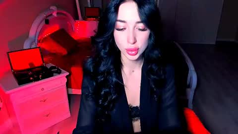 Snapshot of bad_desire chatting on December 2024 12:33:02 PM Miss Desire...do you remember online show from December 2024 12:33:02 PM