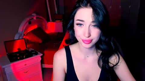Snapshot of bad_desire chatting on December 2024 01:01:02 PM Miss Desire...do you remember online show from December 2024 01:01:02 PM