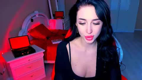Snapshot of bad_desire chatting on December 2024 11:28:01 AM Miss Desire...do you remember online show from December 2024 11:28:01 AM
