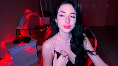 Snapshot of bad_desire chatting on January 2025 01:28:01 PM Miss Desire...do you remember online show from January 2025 01:28:01 PM