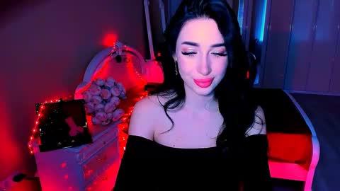 Snapshot of bad_desire chatting on February 2025 06:43:02 AM Miss Desire...do you remember online show from February 2025 06:43:02 AM